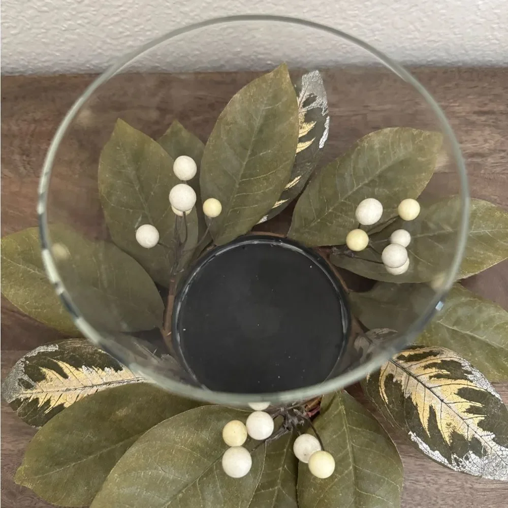 Green Wreath Holiday Berries Pillar Candle Holder